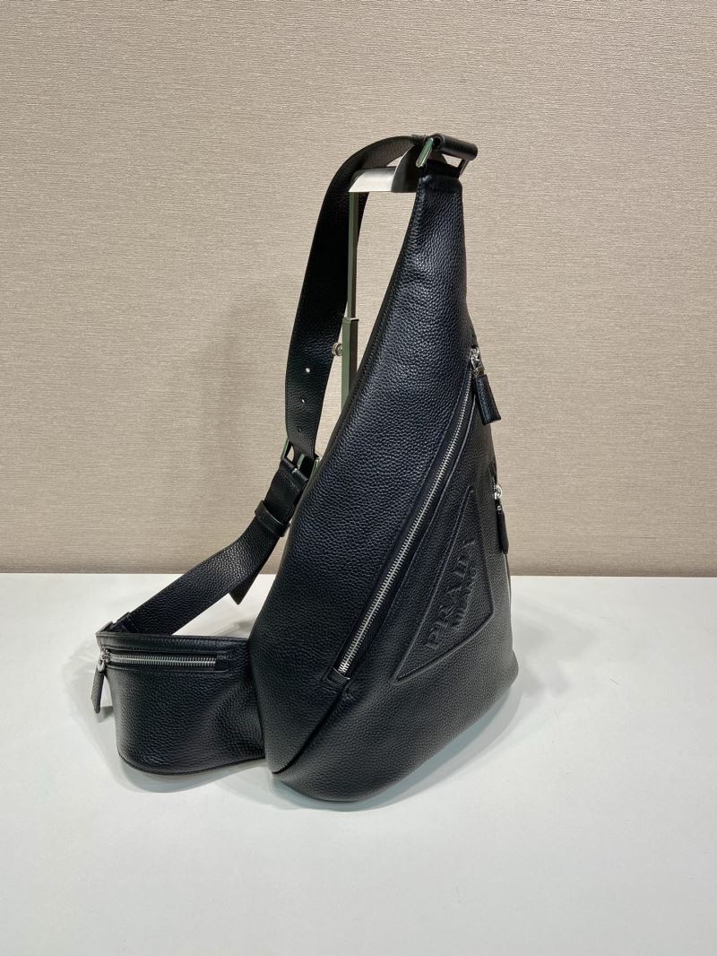 Pra*a triangle pouch